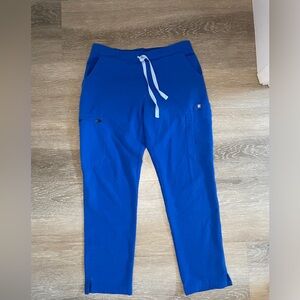FIGS small petite blue straight leg scrub pant